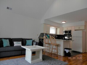 613 Brinley Ave in Bradley Beach, NJ - Building Photo - Building Photo