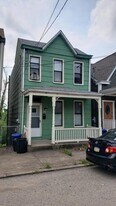 5158 Hillcrest St in Pittsburgh, PA - Building Photo