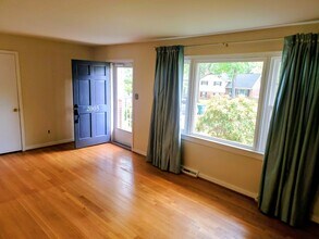 2005 Dresden Rd in Richmond, VA - Building Photo - Building Photo