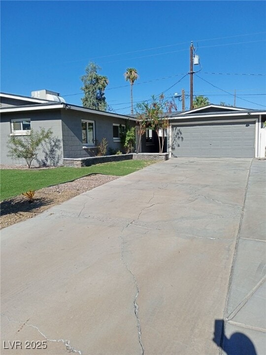 4044 Pepe Cir in Las Vegas, NV - Building Photo