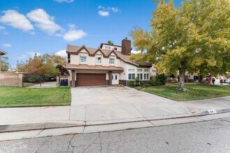 5641 Hickory St in Palmdale, CA - Building Photo - Building Photo