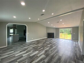31326 Tyndall Rd in Wesley Chapel, FL - Building Photo - Building Photo