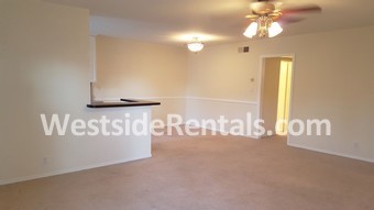 5330 Zelzah Ave, Unit 11 in Encino, CA - Building Photo