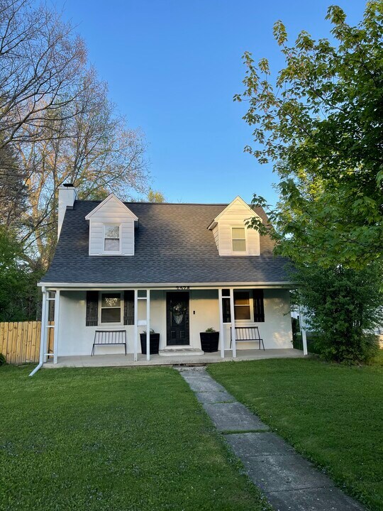 2528 Jefferson Ave in Midland, MI - Building Photo