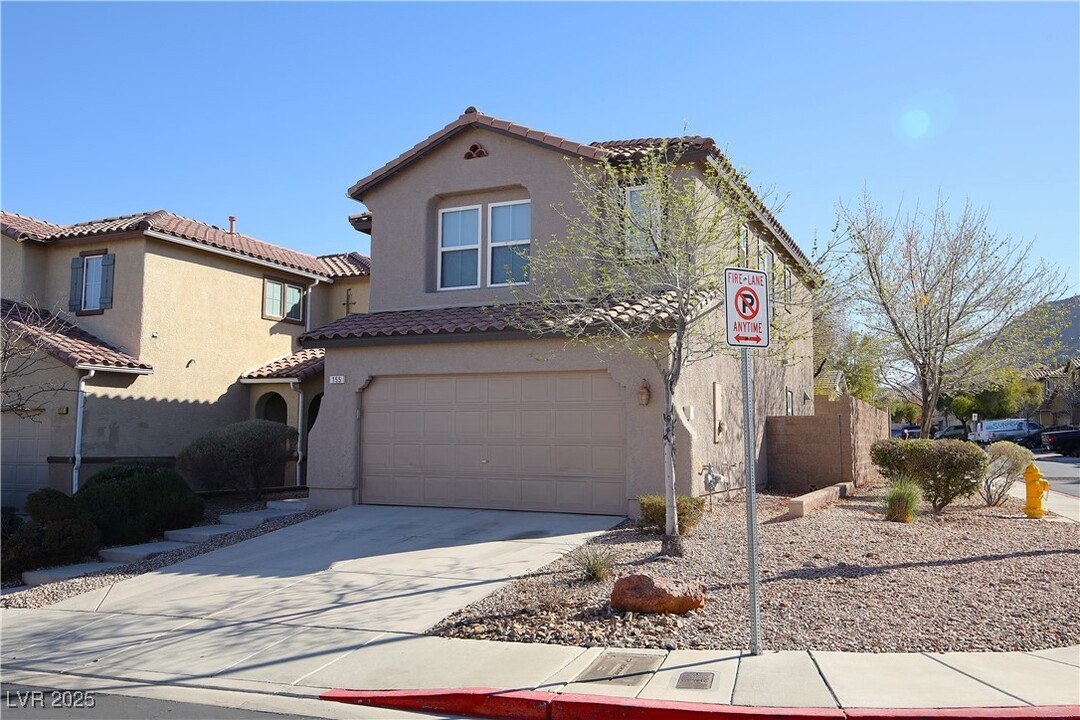 155 Scenic Lookout Ave in Henderson, NV - Building Photo