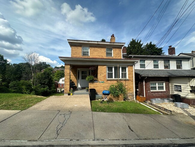 3013 Glendale Ave in Brentwood, PA - Building Photo - Building Photo