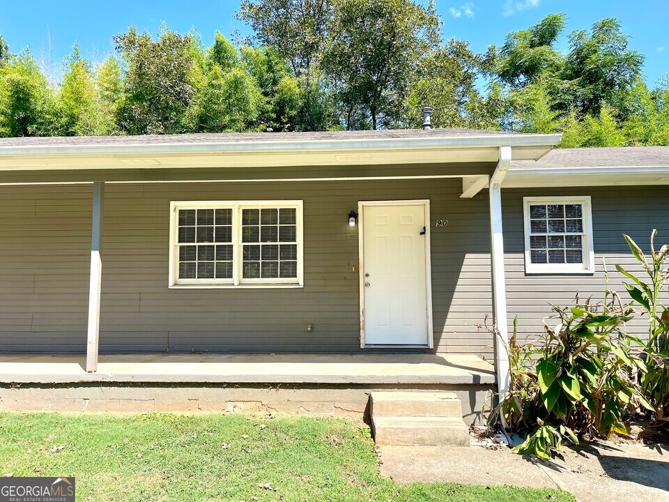 90 Church St in Mcdonough, GA - Building Photo