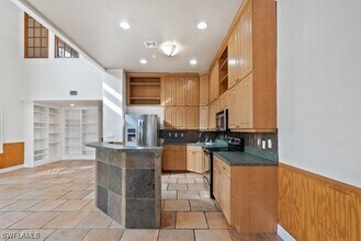 819 James St in Ft. Myers, FL - Building Photo - Building Photo