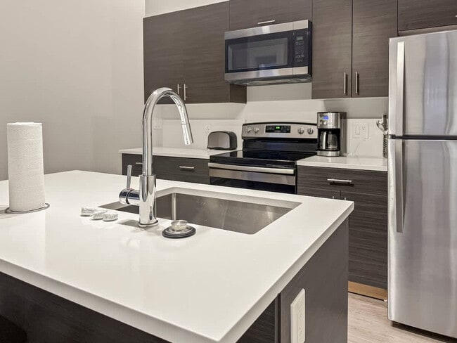 1101 Euclid Ave in Cleveland, OH - Building Photo - Building Photo