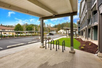 The Fairhaven Pointe Apartments in Bellingham, WA - Building Photo - Building Photo