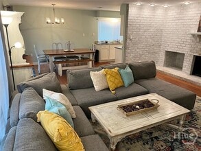 12 St Moritz Ct in Savannah, GA - Building Photo - Building Photo