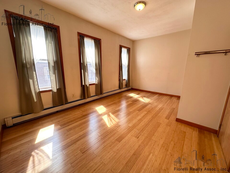 182 Salem St, Unit 3 in Boston, MA - Building Photo