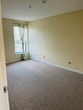 3275 Kirchoff Rd in Rolling Meadows, IL - Building Photo - Building Photo