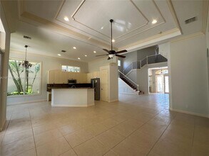 138 Tranquilla Dr in Palm Beach Gardens, FL - Foto de edificio - Building Photo