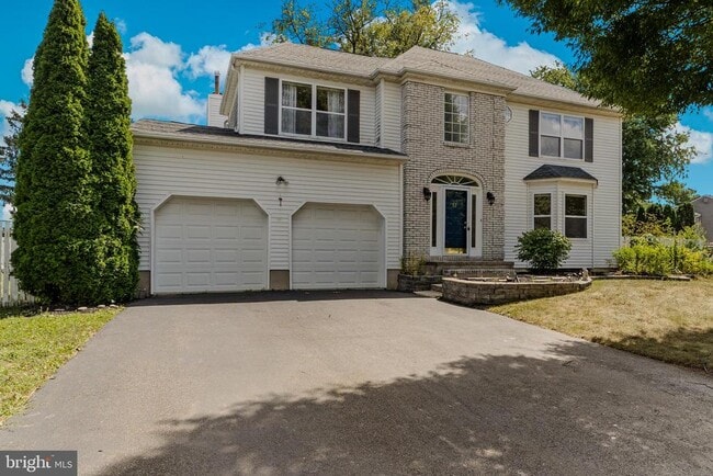 53 Perilli Dr