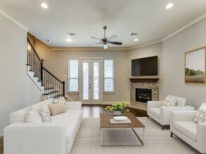 4323 Dickason Ave in Dallas, TX - Building Photo - Building Photo