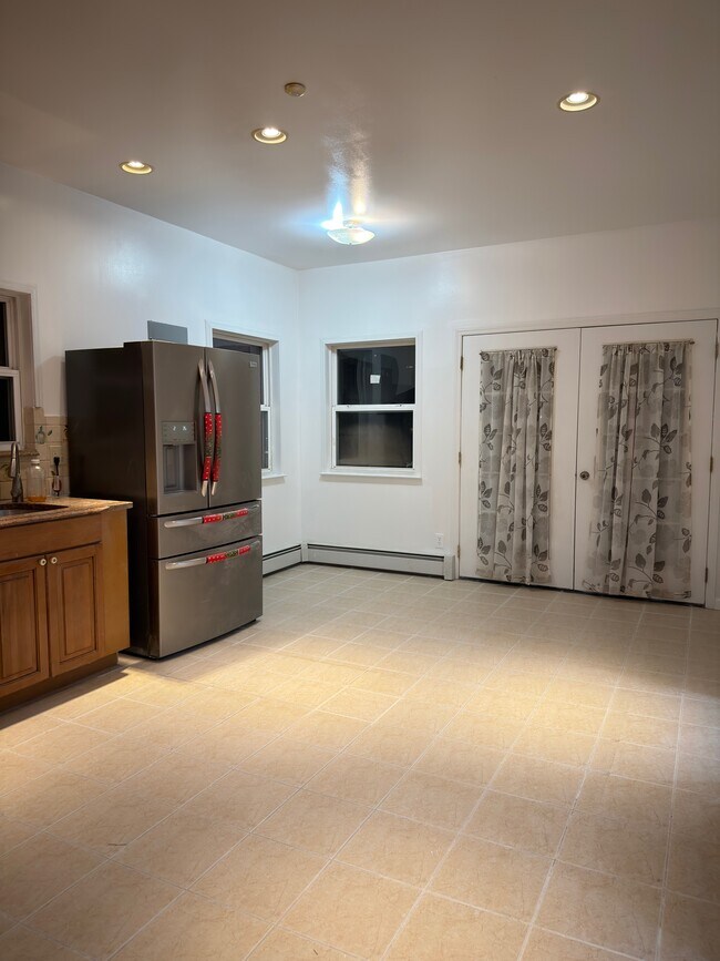 1795 Bedford Ave in Merrick, NY - Building Photo - Building Photo