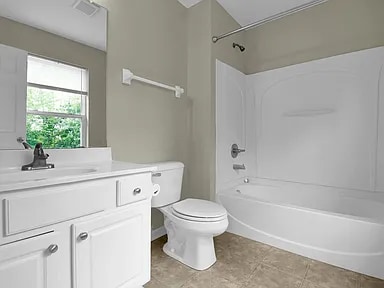 property at 1153 Park Dr