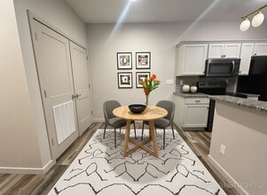 325 Majestic Dr in Branson, MO - Building Photo - Building Photo