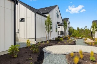 3917 Crosswinds Ct in Anacortes, WA - Building Photo - Building Photo