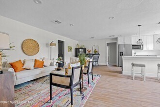 1108 Vineland St in Cocoa, FL - Building Photo - Building Photo