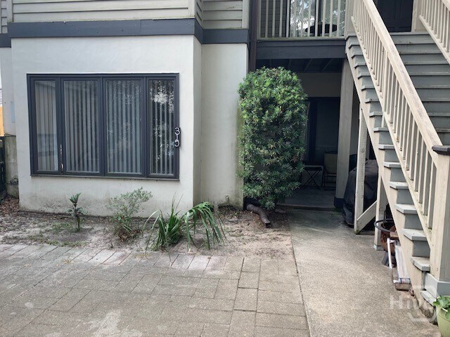 315 E Hall St in Savannah, GA - Building Photo - Building Photo