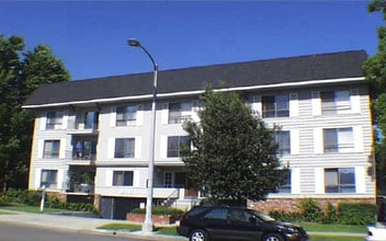 366 Mentor Ave in Pasadena, CA - Foto de edificio - Building Photo