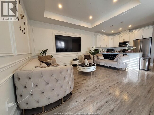 1968 Ethan Ct in Windsor, ON - Building Photo - Building Photo