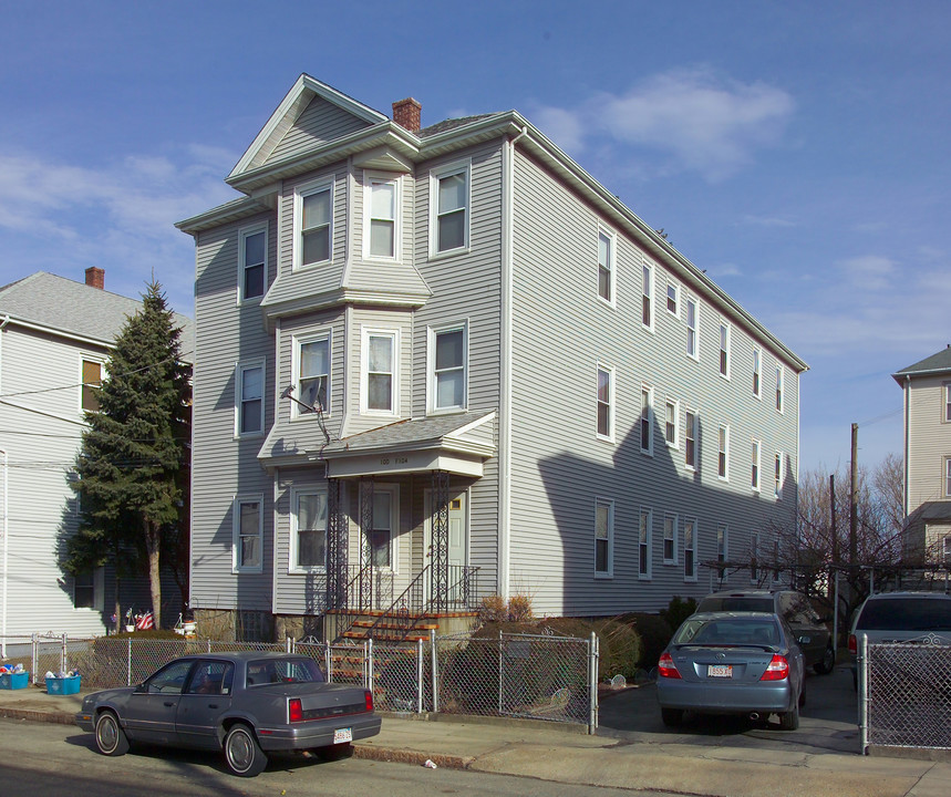 100-104 William St in Fall River, MA - Building Photo