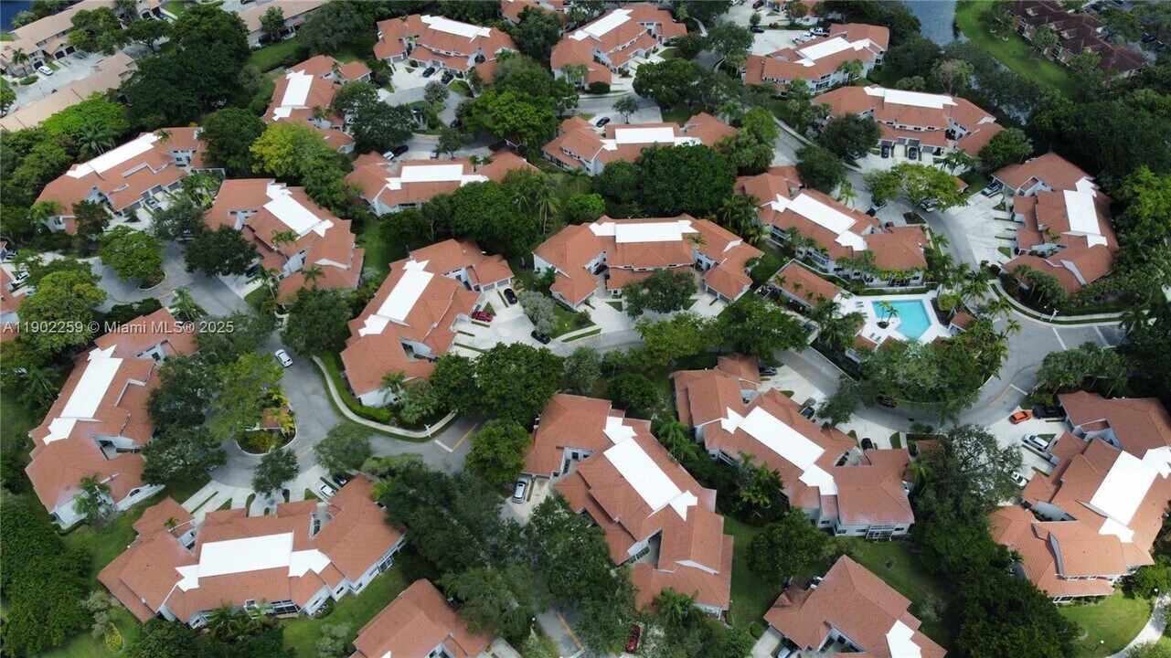 9257 NW 9th Pl in Plantation, FL - Building Photo