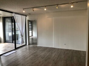 2100 Date St in Honolulu, HI - Building Photo - Building Photo