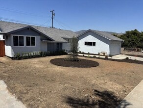 12349 Glamis St in Pacoima, CA - Building Photo - Building Photo