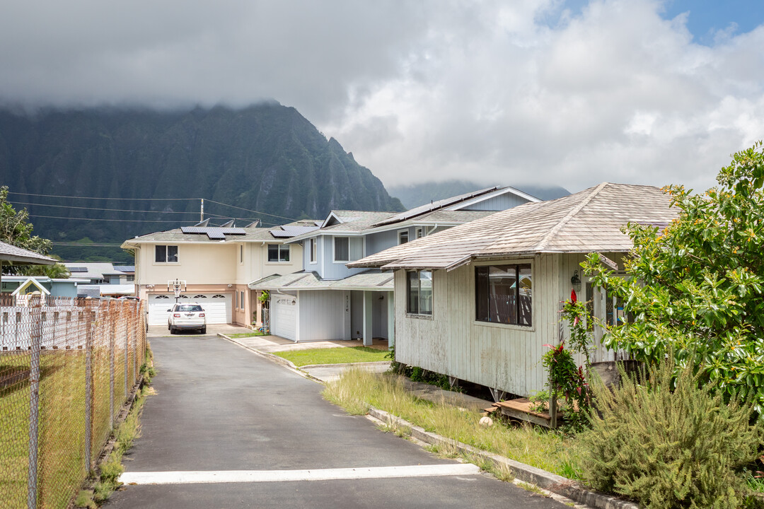 Mahinui Gardens in Kaneohe, HI - Building Photo