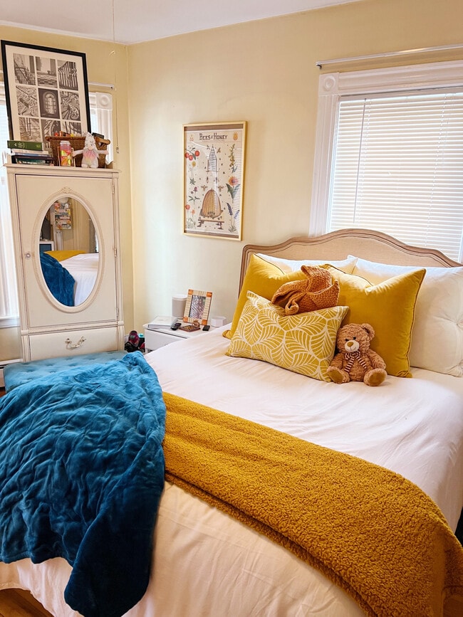 2 Gilson Ter, Unit 3