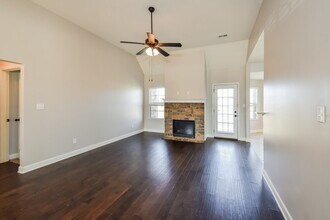 3363 Hill Valley Ln in Southaven, MS - Building Photo - Building Photo