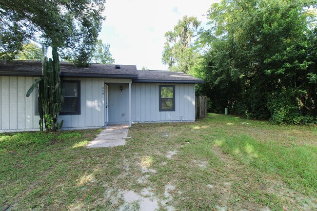939 Hughey St in Apopka, FL - Building Photo - Building Photo