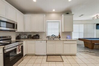 7705 Stevedore St in Arlington, TX - Building Photo - Building Photo