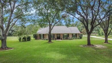 17615 Swansbury Dr in Cypress, TX - Building Photo - Building Photo