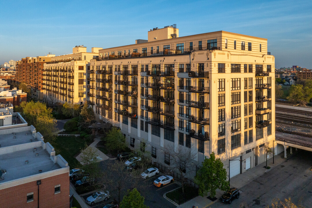 University Village Lofts in Chicago, IL - Foto de edificio