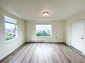 2315 Grand Ave in Everett, WA - Building Photo - Building Photo