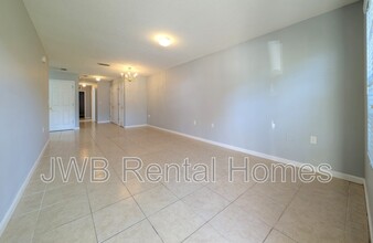8217 Eaton Ave in Jacksonville, FL - Building Photo - Building Photo