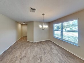 4934 Steel Meadows Ln in Humble, TX - Foto de edificio - Building Photo