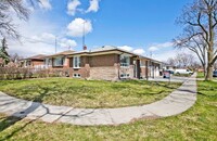 31 Romulus Dr in Toronto, ON - Building Photo - Building Photo