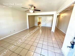 7602 Oak Chase in San Antonio, TX - Building Photo - Building Photo