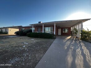 6240 N 31st Ave in Phoenix, AZ - Building Photo - Building Photo