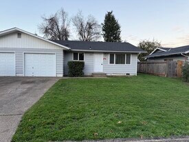 3635 Bardell Ave in Eugene, OR - Building Photo