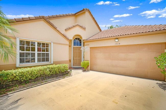7818 Stirling Bridge Blvd S in Delray Beach, FL - Foto de edificio - Building Photo