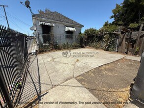 1449 71st Ave in Oakland, CA - Building Photo - Building Photo
