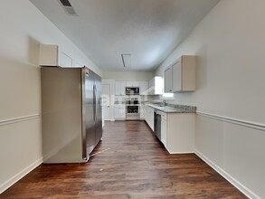 65 Oak Ridge Cir in Richmond Hill, GA - Building Photo - Building Photo