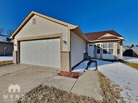 3704 Bearwood Dr in Indianapolis, IN - Building Photo